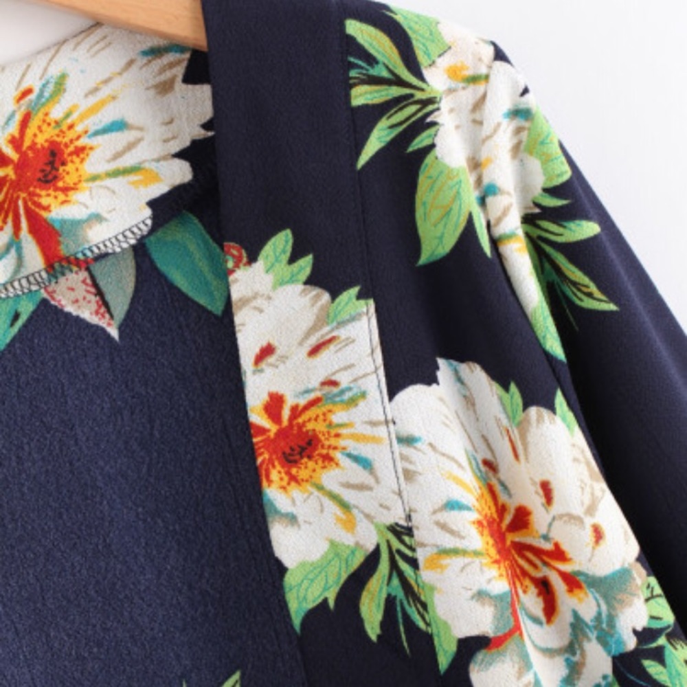 SoldoutCuratedLuxury - Picture 3 of 6