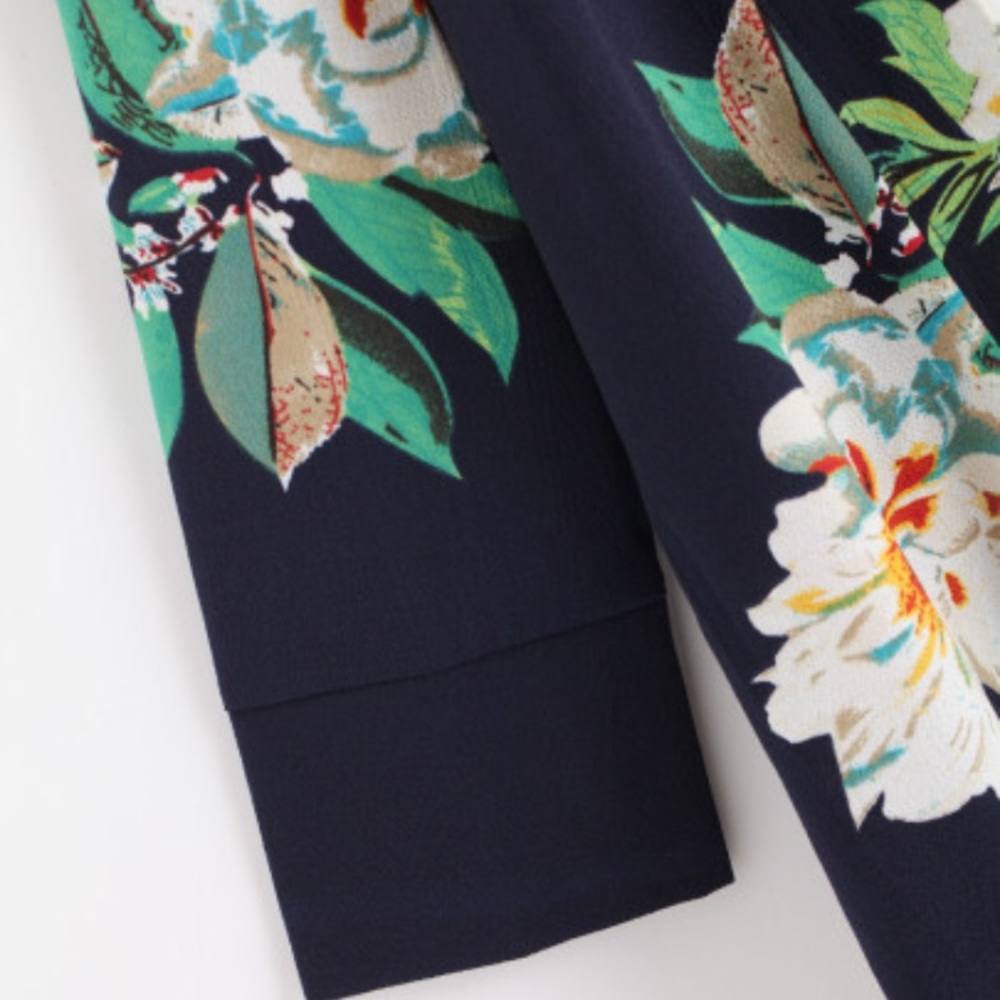 SoldoutCuratedLuxury - Picture 4 of 6