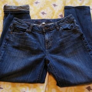 Jennifer Lopez boyfriend cut jeans