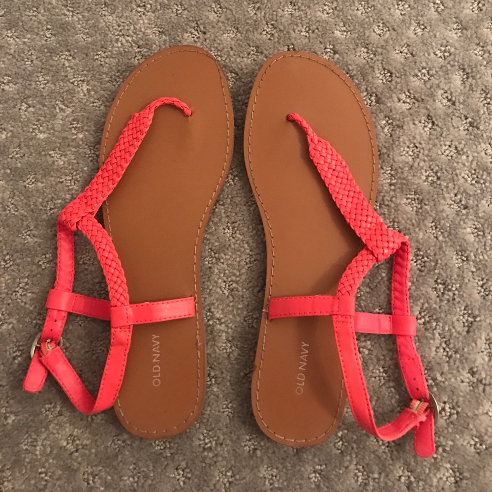 Old Navy pink sandals