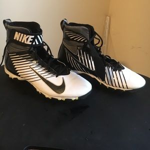 Football cleats