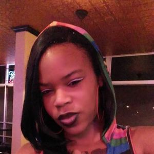 Meet your Posher, Keisha