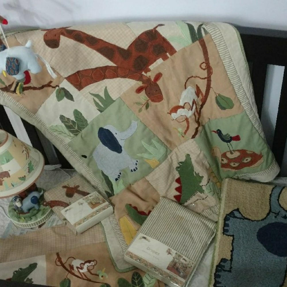 Jungle babies bedroom set