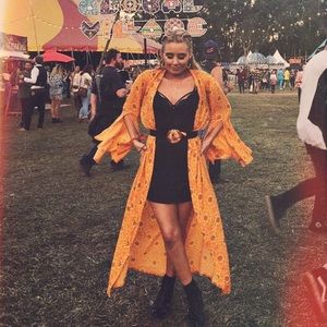 SOLD OUT Nine Lives Bazaar Divine Kimono - Apricot