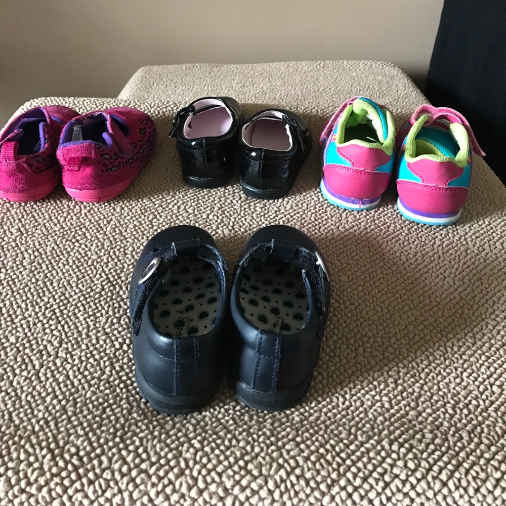 Toddler size 4 - Picture 2 of 7