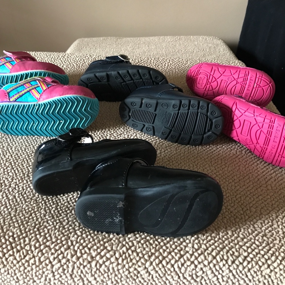 Toddler size 4 - Picture 7 of 7