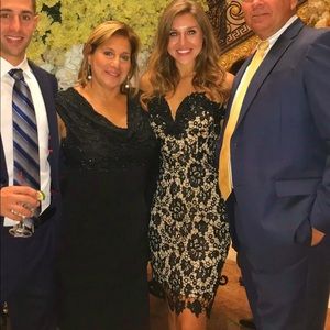 gorgeous black and beige lace dress 😍