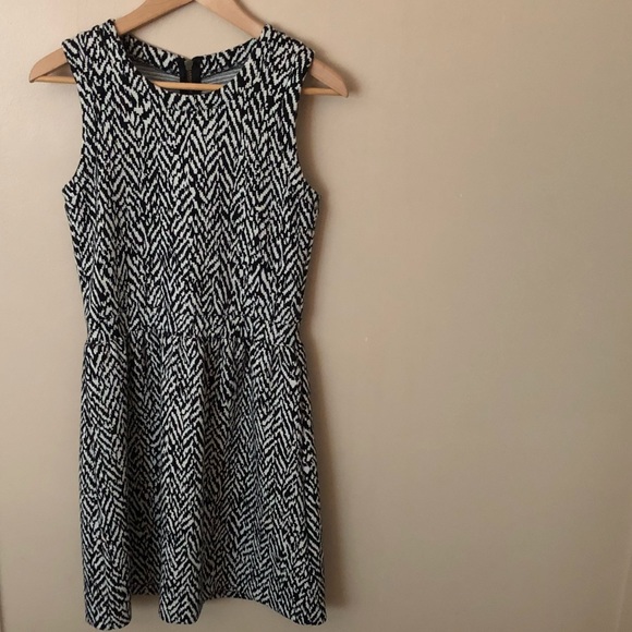 Ki-Line Black and White Printed Dress - Picture 2 of 2