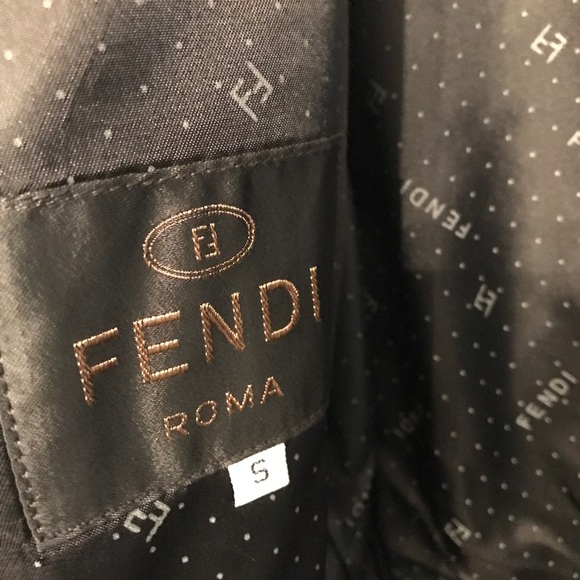 ⚡️SOLD⚡️Leather VTG FENDI jacket authentic - Picture 4 of 8