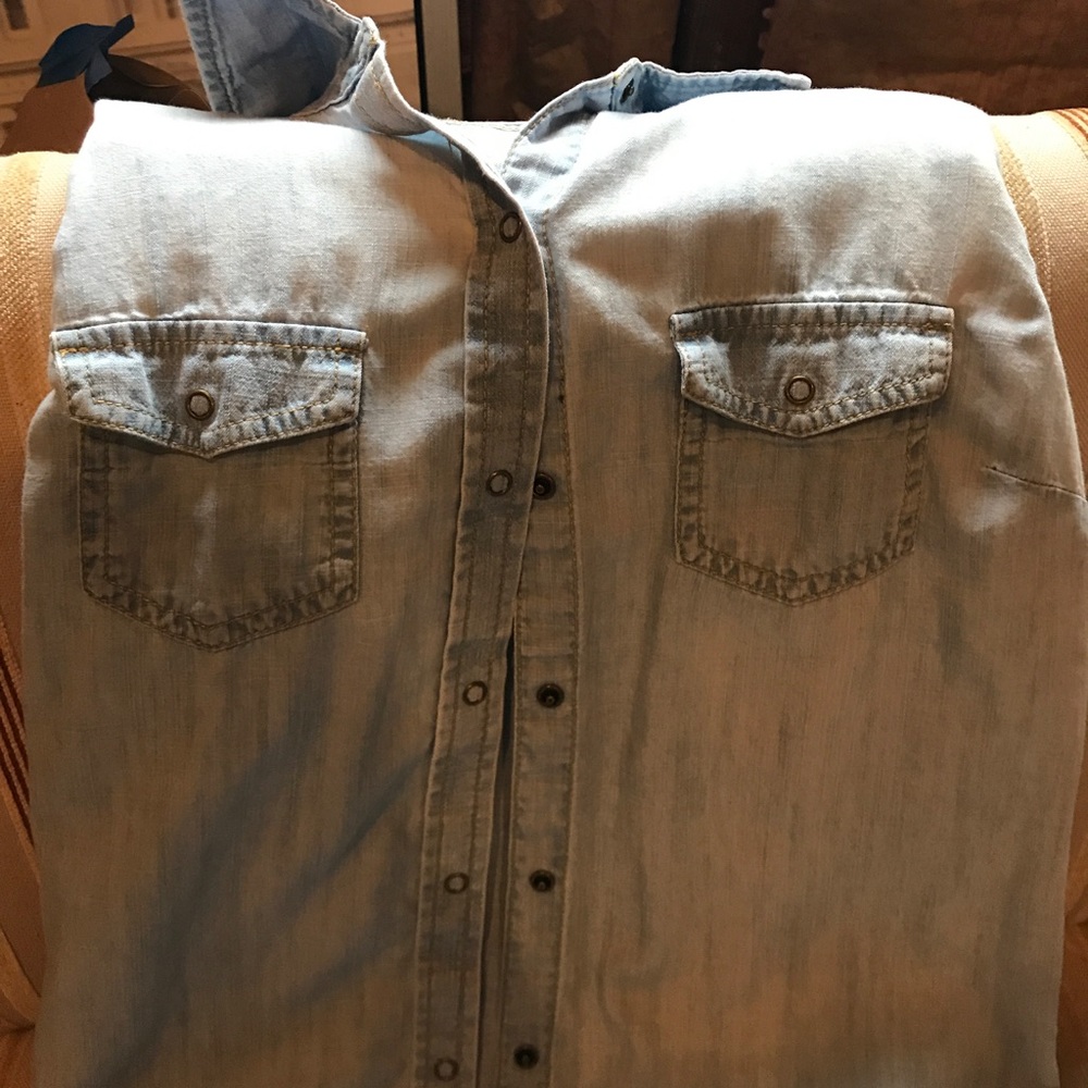 Arizona distressed denim button up