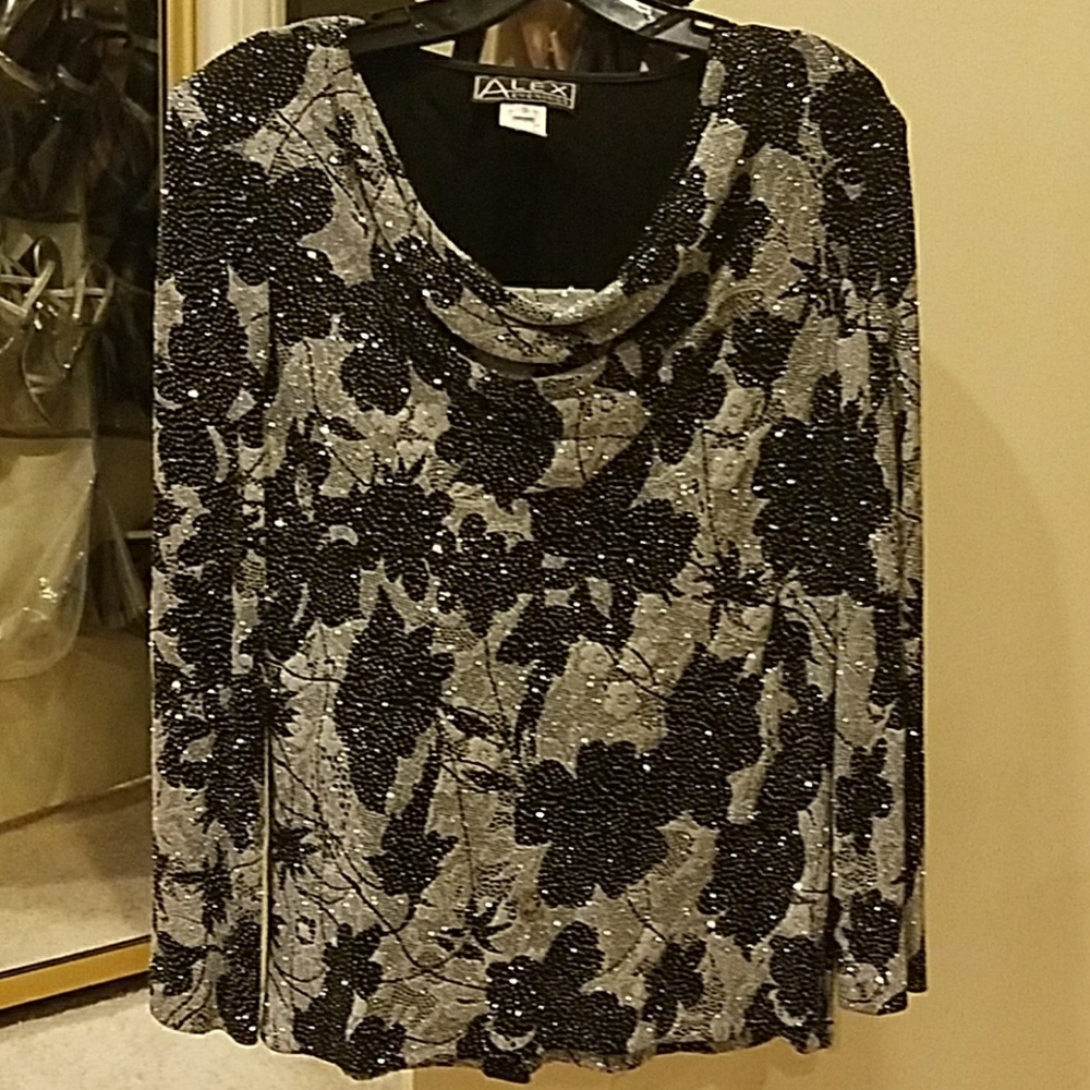 Alex evenings top