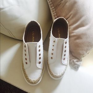 *new* Liliana sneakers white pleather