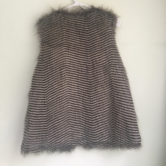 Jack by B.B. Dakota taupe fur vest - Picture 3 of 3