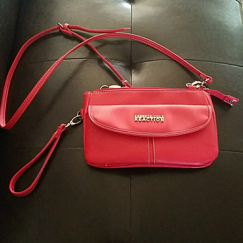 NWOT Kenneth Cole small crossbody/clutch