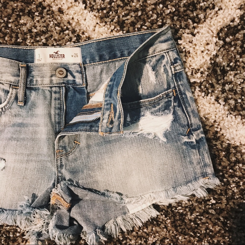 Hollister shorties