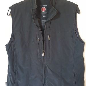 Scottevest RFID proof Featherweight  travel vest.