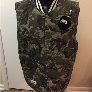 NWOT Mens Rocksmith Brand Vest