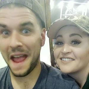 Meet your Posher, Carly