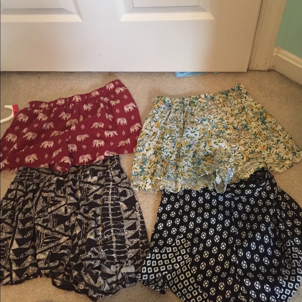 Flowy short bundle
