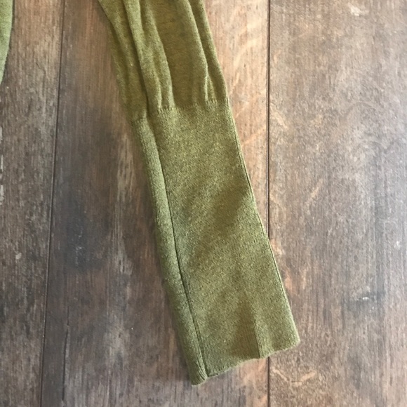 Ann Taylor LOFT XS Olive Green Turtleneck - Picture 3 of 5