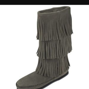 Grey Minnetonka fringe boots size 10.