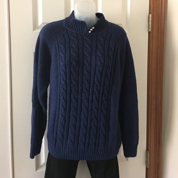Karen Scott Sweaters - Karen Scott navy cable knit sweater in L.
