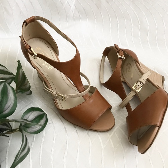 Tod's Leather Wedge Sandals - Picture 7 of 10
