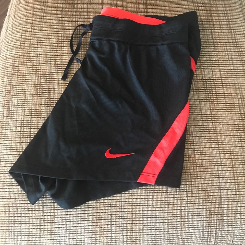 New! Nike short!