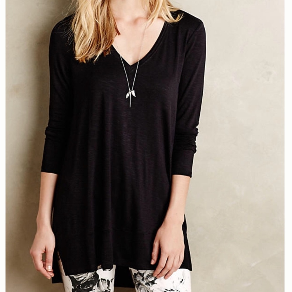 Anthropologie v-neck shirt