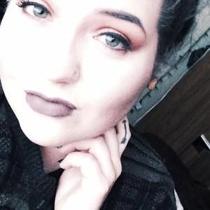 Meet your Posher, Mallory