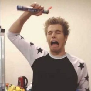 Meet your Posher, Briana