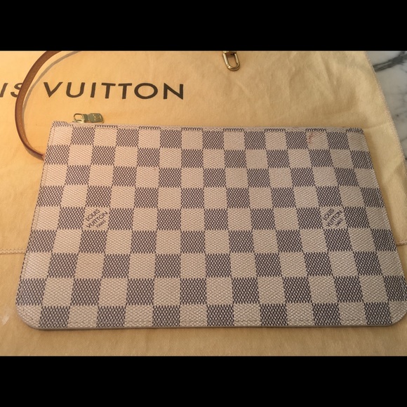 Bag - Picture 2 of 5