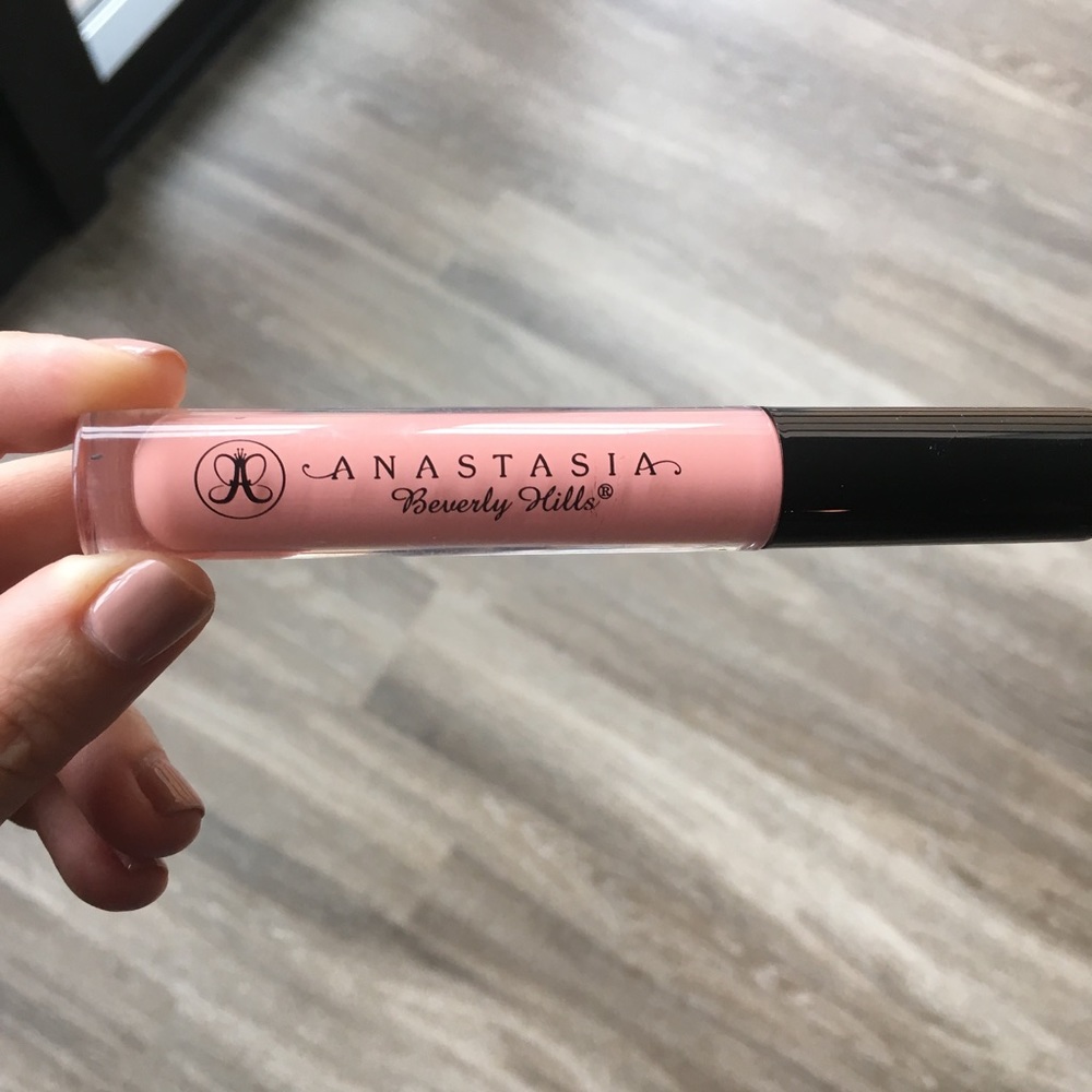 Anastasia dainty lipgloss