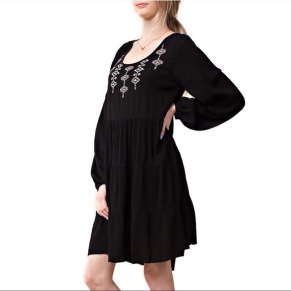 BOHO EMBROIDERED LONG SLEEVE SWING DRESS - Picture 2 of 5