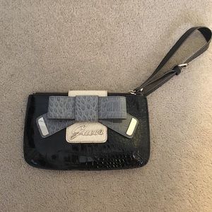 Guess Wristlet