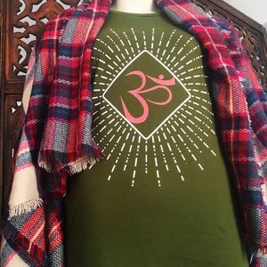 Starburst yoga om T-shirt