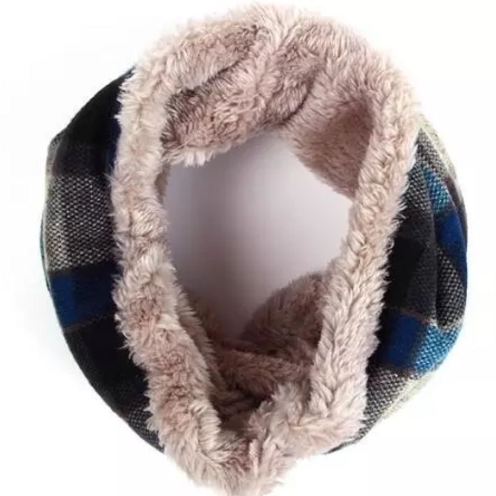 2 Left‼️Fashion collar ring scarfs🍁