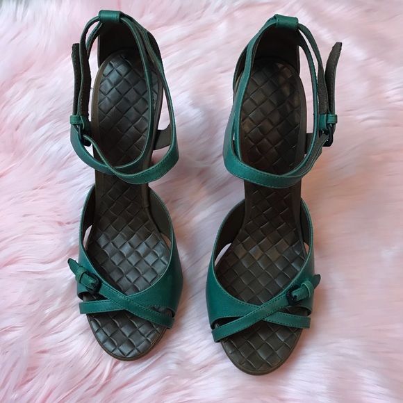 Bottega Veneta Green High-Heeled Sandals Fully leather Pumps - Picture 2 of 8