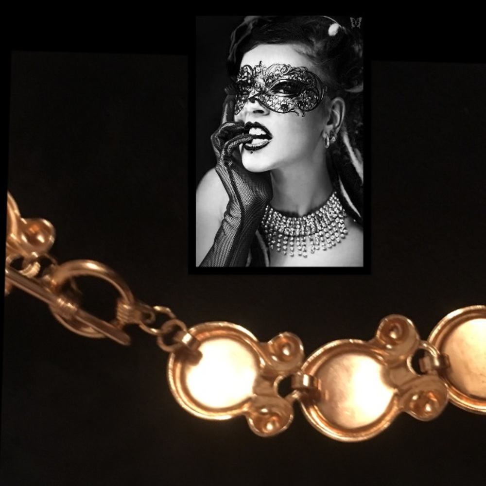 VINTAGE HSN•3D Gunmetal & Gold Necklace - Picture 5 of 7