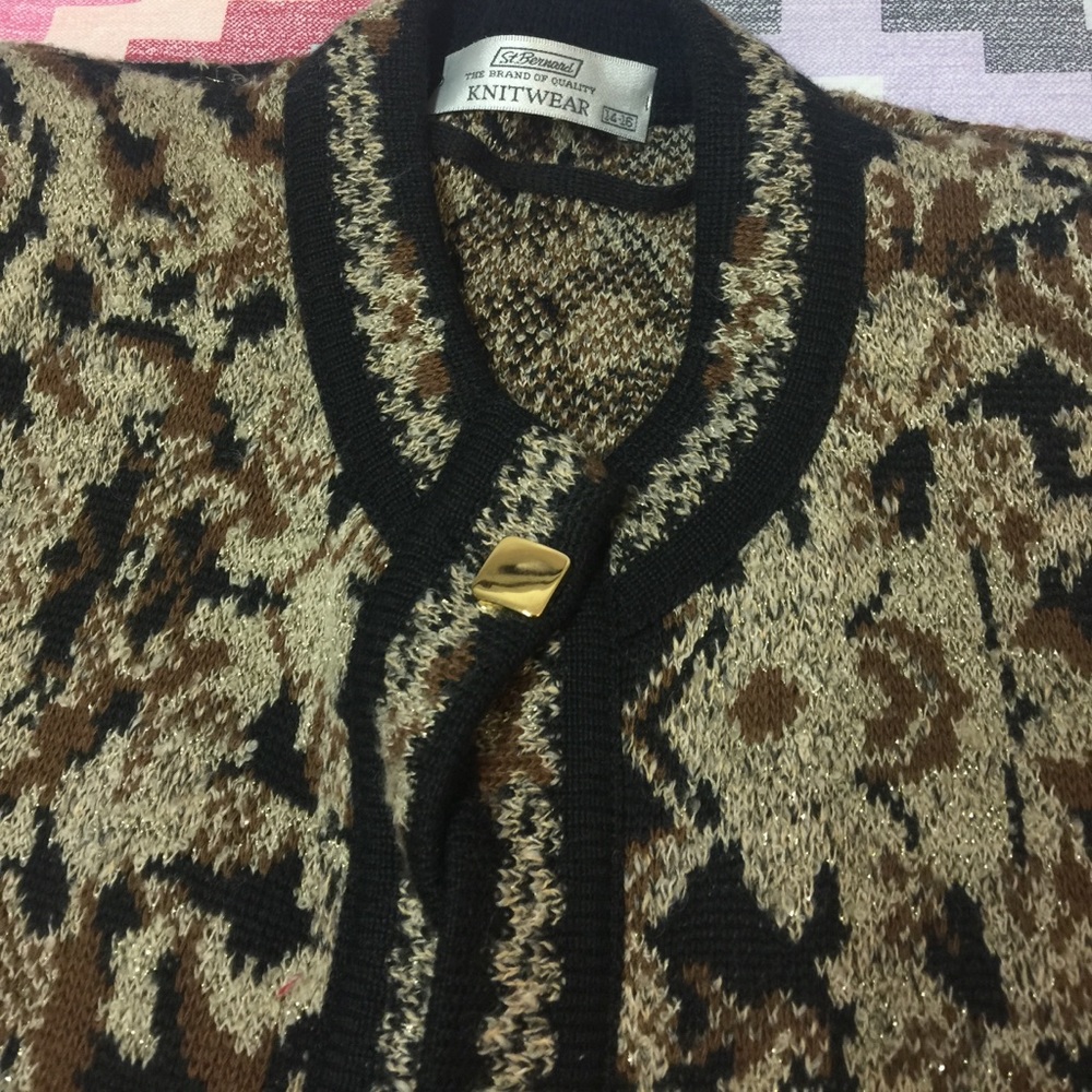 Sweater - Picture 2 of 2