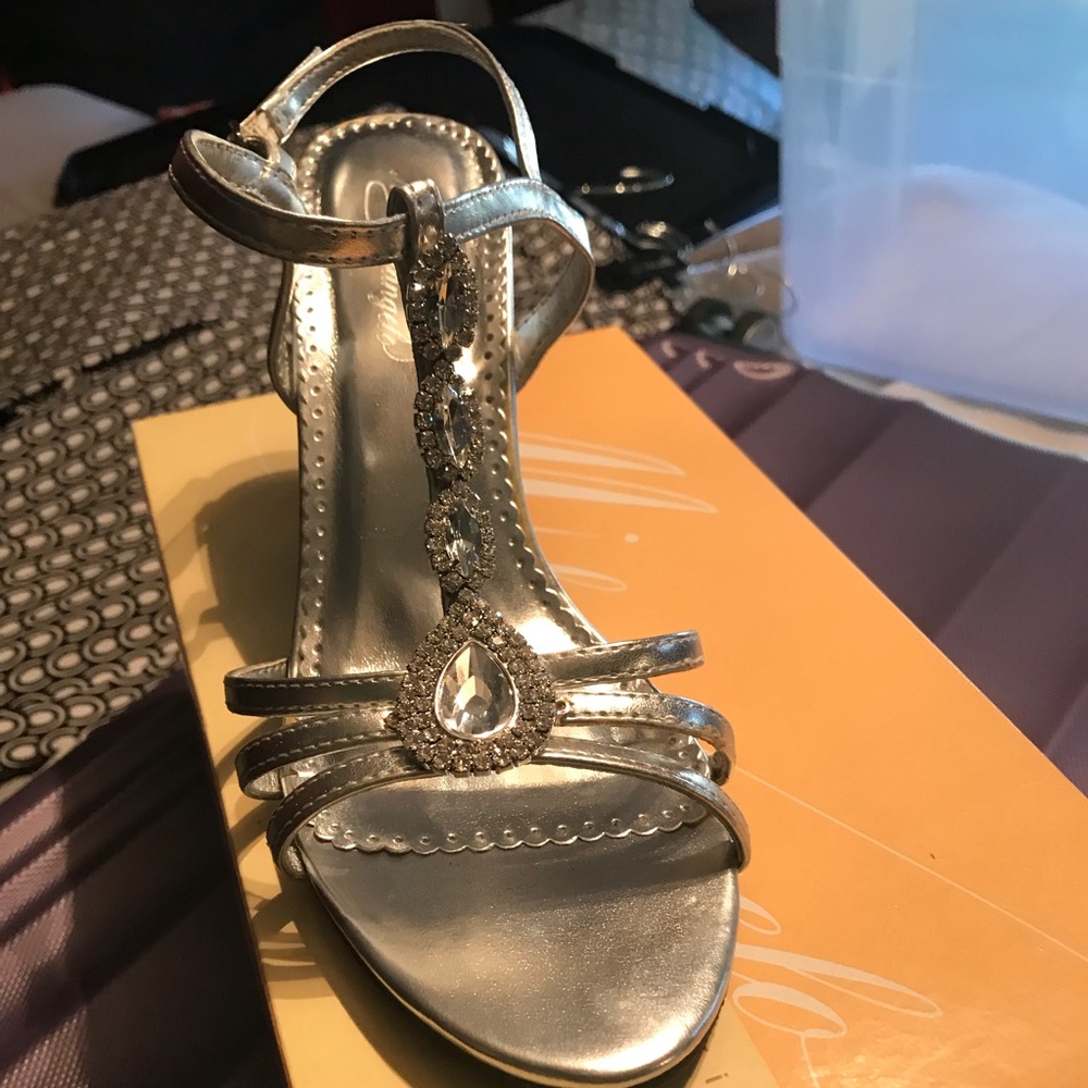 Formal Silver Shoes - Picture 2 of 3