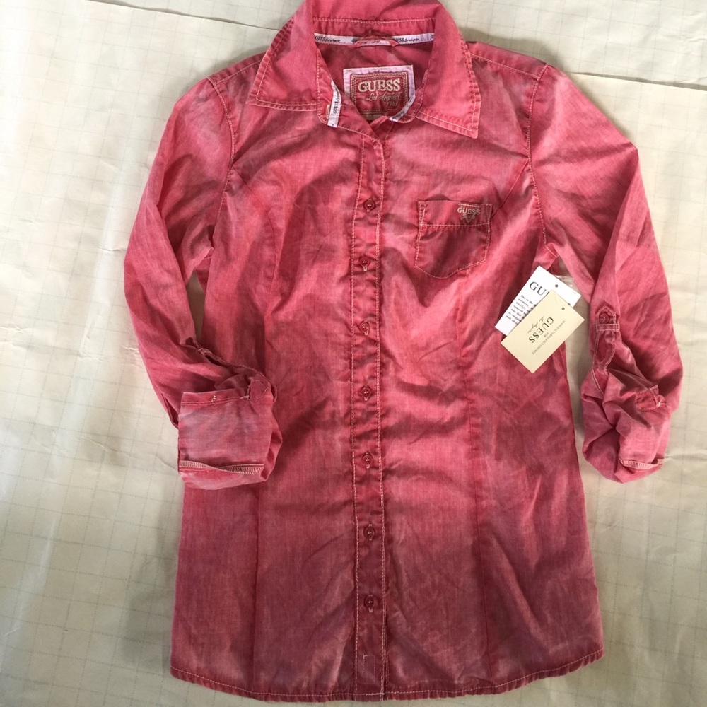 GUESS TOP
