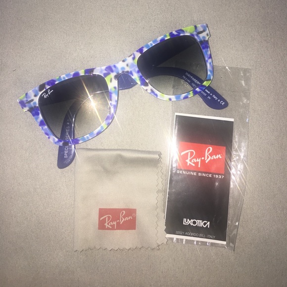 Ray-Ban Accessories - Ray Ban Wayfarer Sunglasses