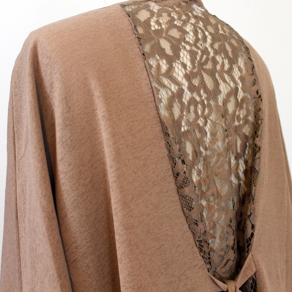 Open Back Lace Poncho Style Tunic - Picture 5 of 5