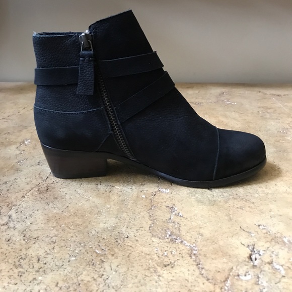 s-l1200.jpg Joie Leather Ankle Boots