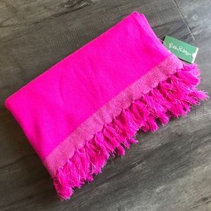 Brand NEW!! Lilly Pulitzer Magenta CASHMERE Wrap!!