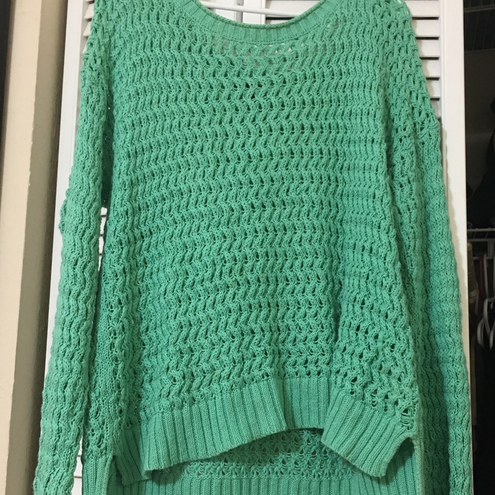 SUPER CUTE KNITTED SWEATER