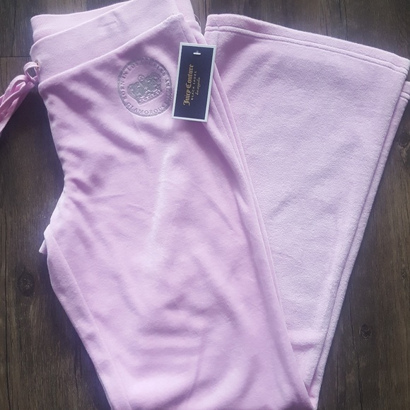 Juicy Couture Pants - NWT JUICY COUTURE PINK BUBBLE VELOUR PANT