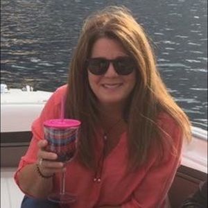 Meet your Posher, Renee