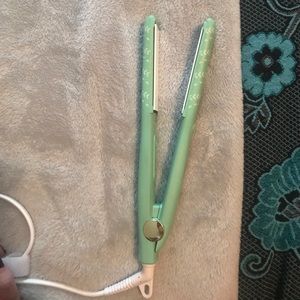 Paul Mitchell Ion Smooth Flat Iron